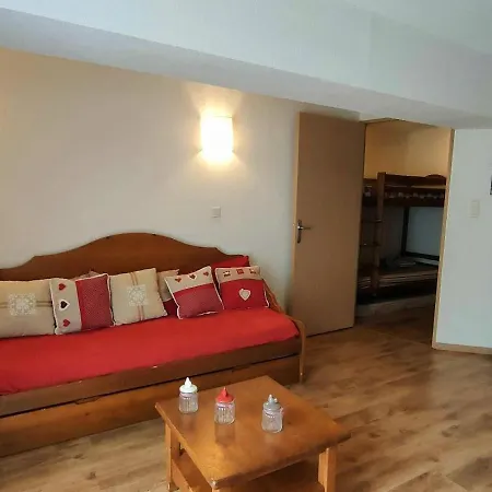 Apartment T2bis A Cauterets, 6 Pers, Piscine, A 250m Des Telecabines, Parking Prive - Fr-1-234-182 *